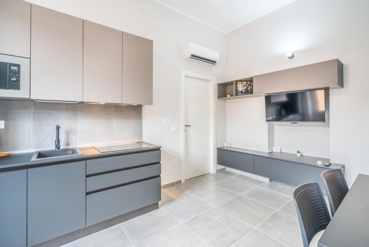 Kuzu Apts - City Center - Wifi Ac Tv Leilighet Cagliari Eksteriør bilde