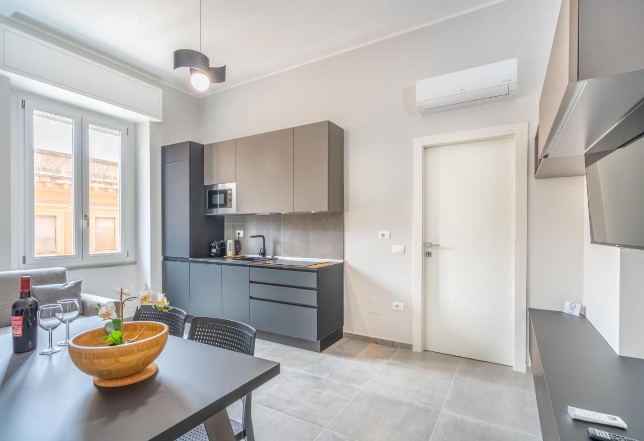 Kuzu Apts - City Center - Wifi Ac Tv Leilighet Cagliari Eksteriør bilde